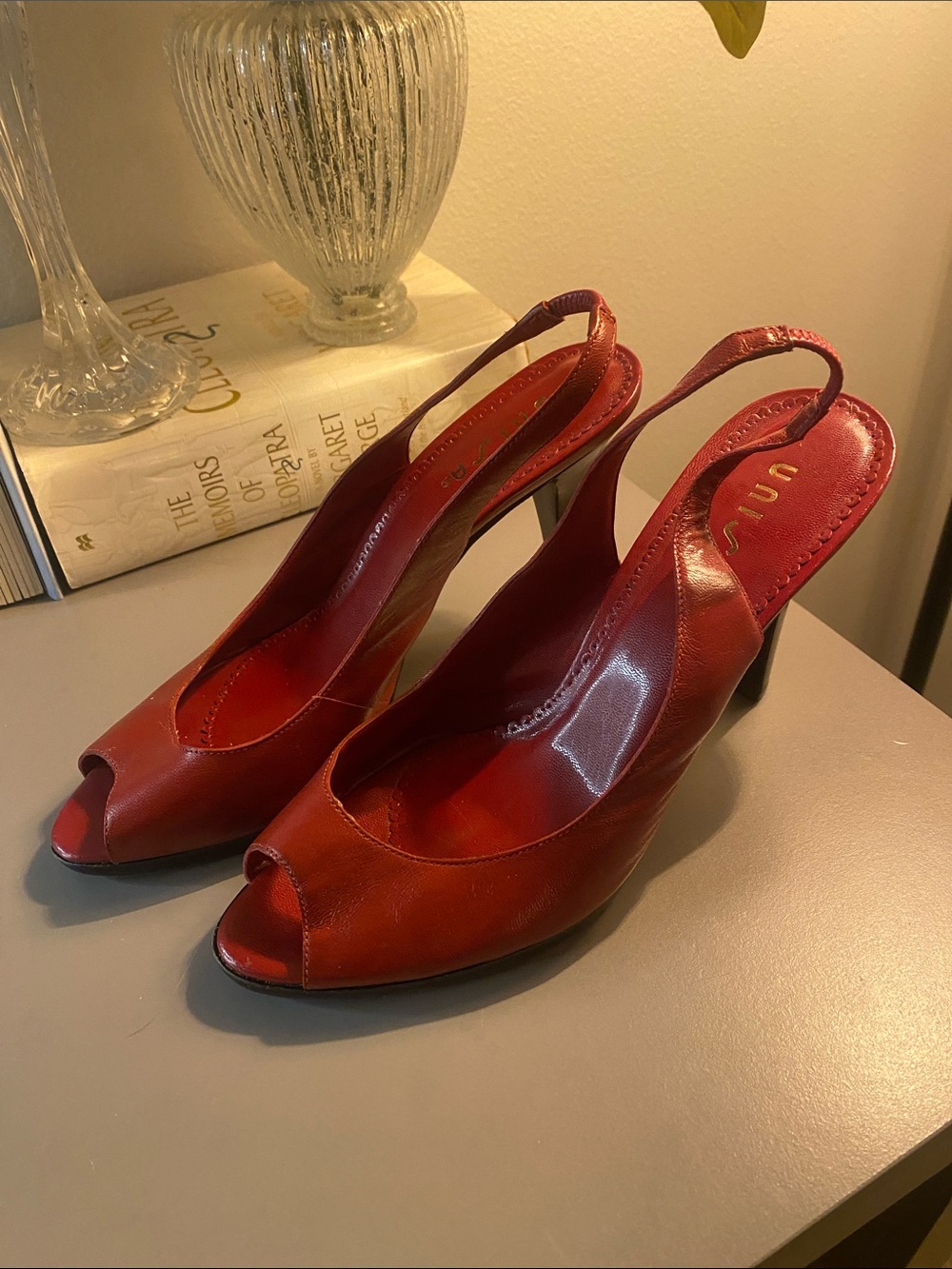 Unisa Classic Sexy Red💋 Peep-Toe Slingback Heels/NWOT/genuine leather/Brazil